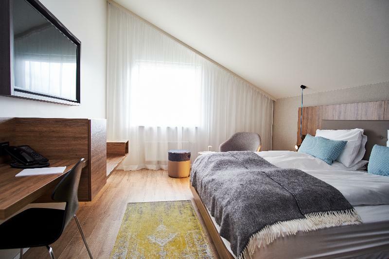 Hotel Berg By Airport Keflavík