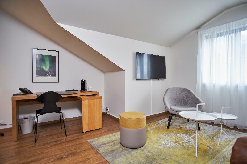 Berg By Airport Hotel 4*